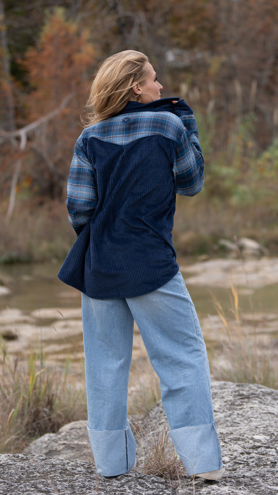 "Shacket" Navy/Blue w/Plaid Pattern